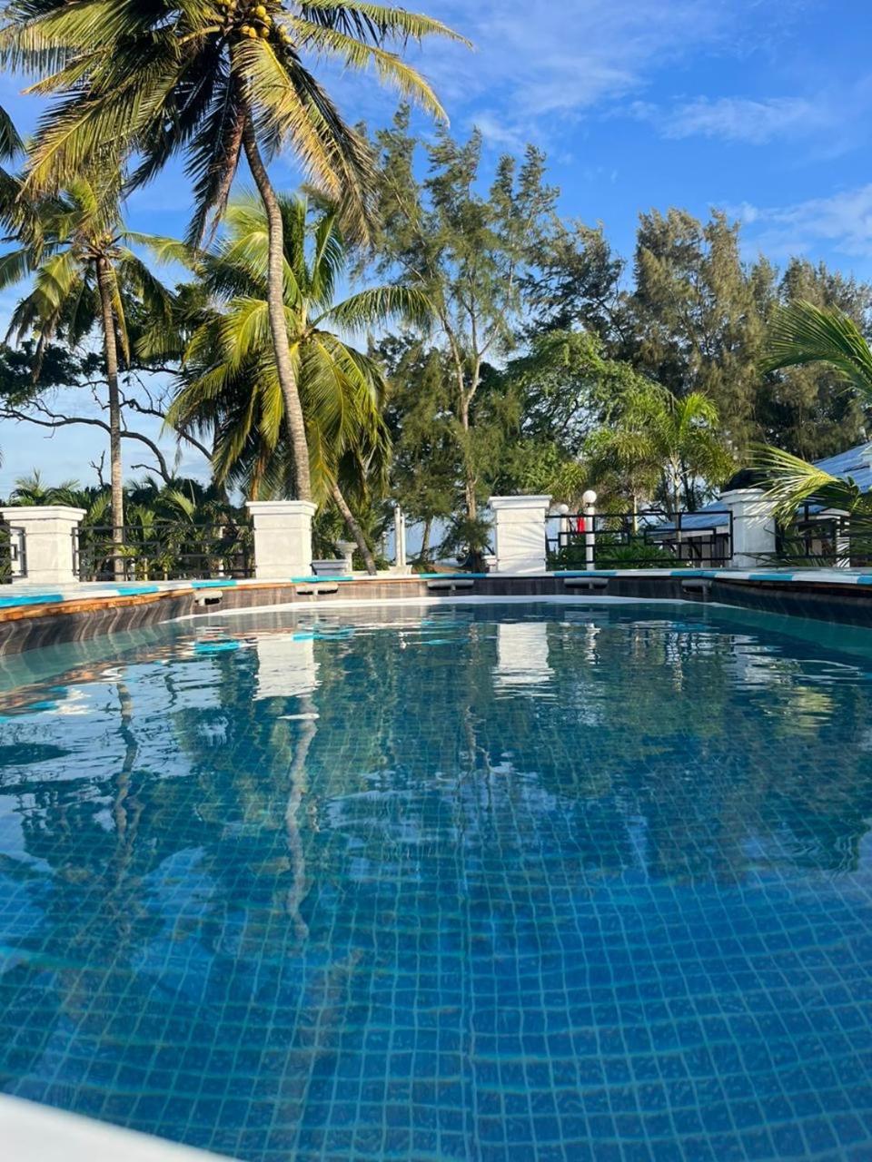 Ceylonta Beach Resort And Spa Hambantota Luaran gambar